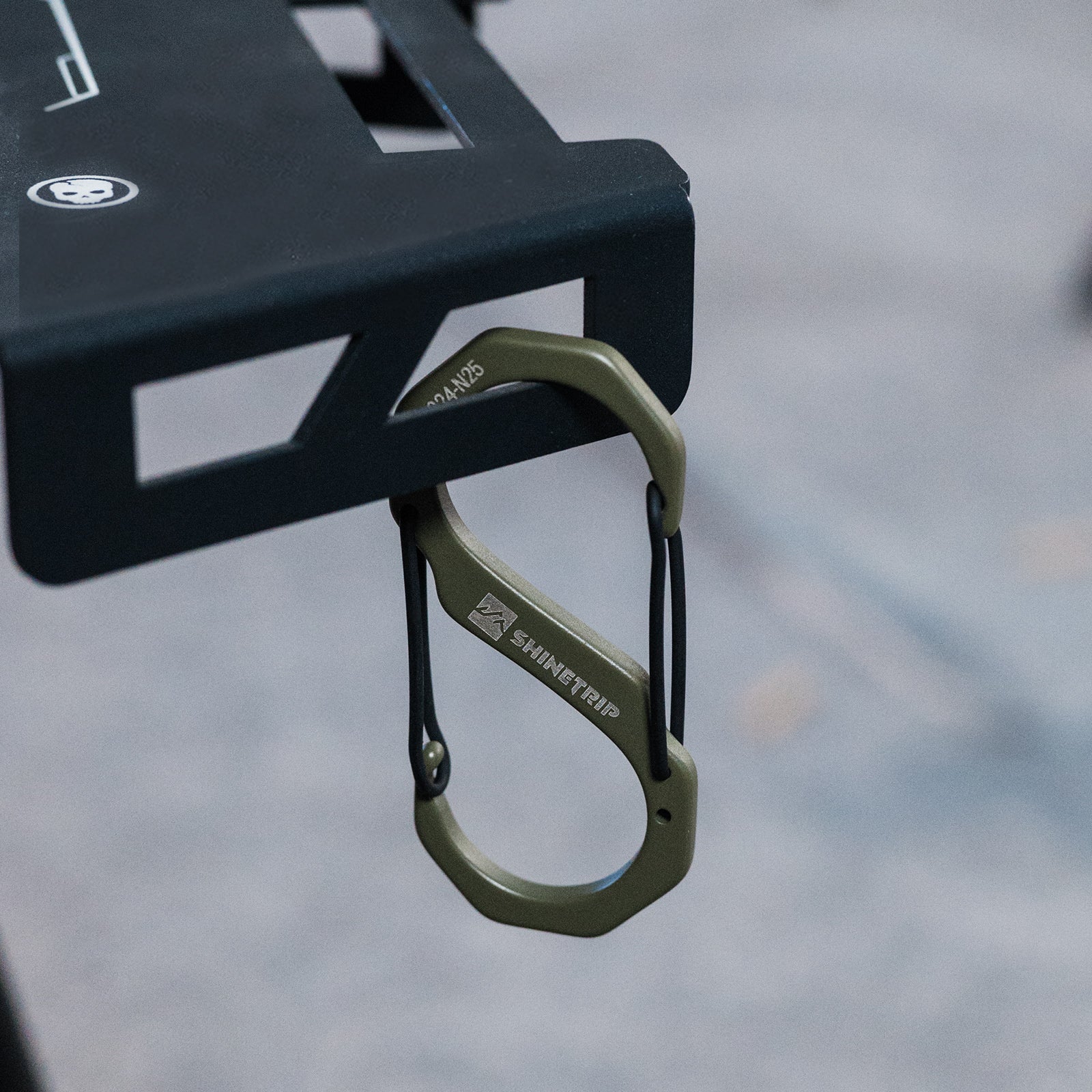 ST-05 Series Jumbo Double Hook Carabiner