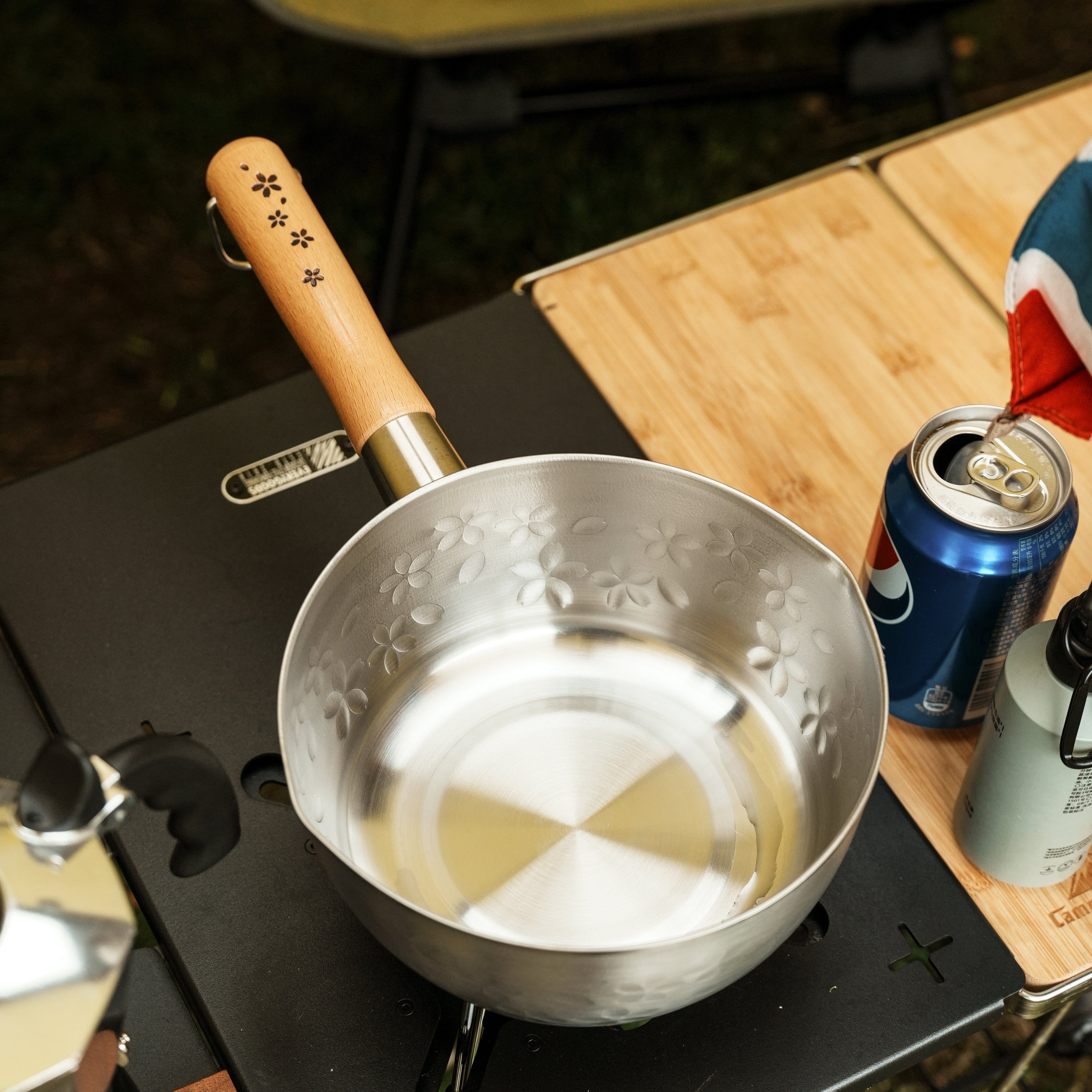 Yoshikawa Sakura Yukihira Saucepan