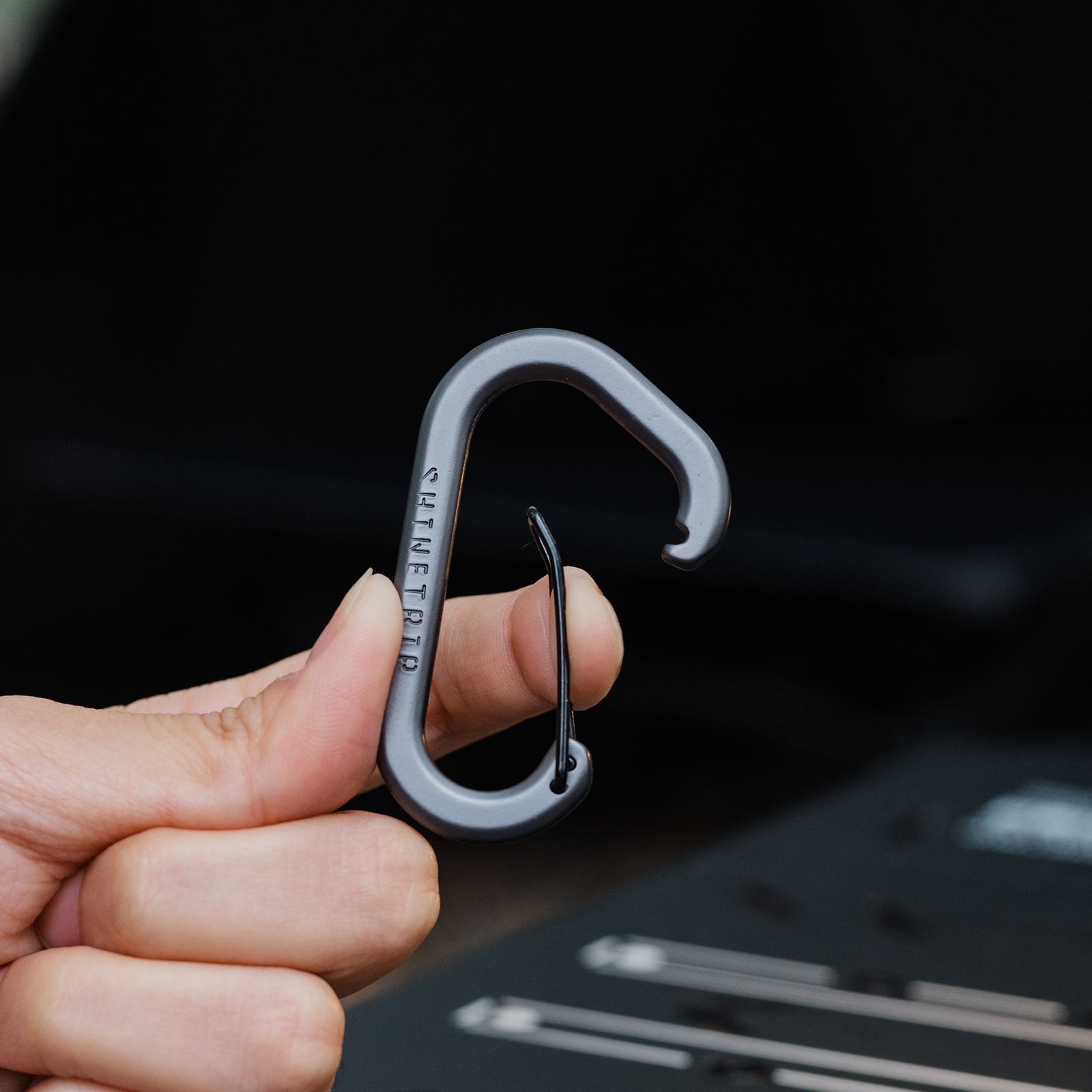 ST-05 Series Backpack Carabiner