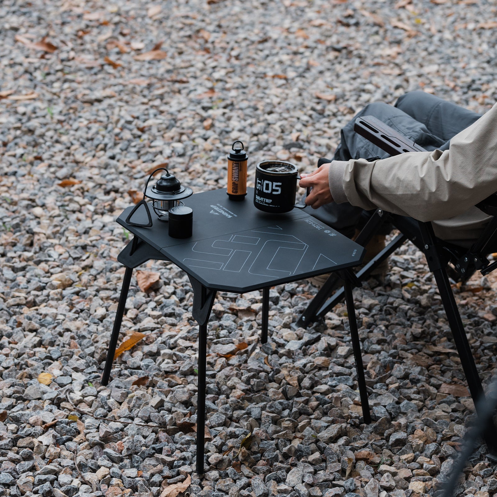 ST-05 Ultralight Dual-Use Folding Table