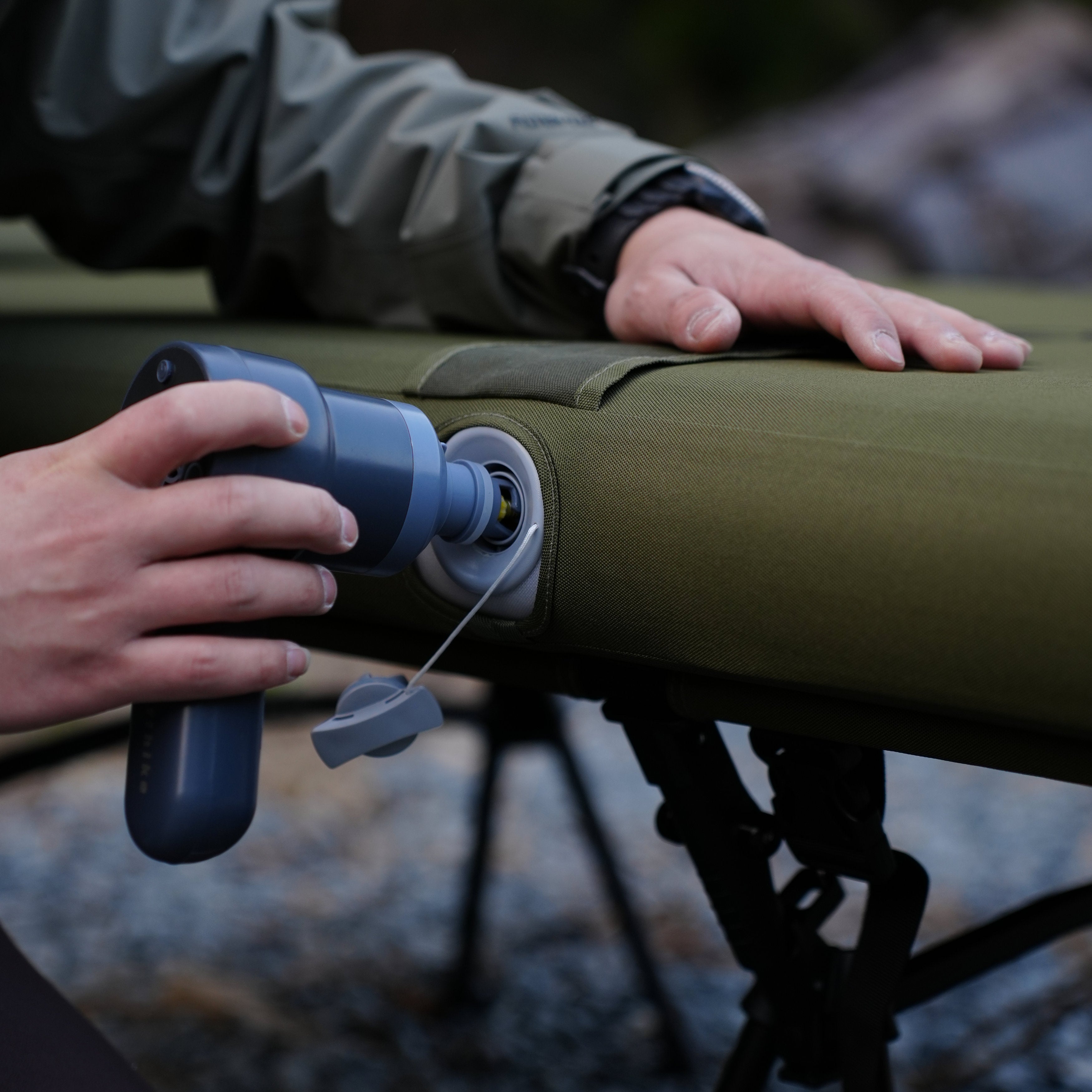 Floating Cloud Stretcher – 210cm Inflatable Camping Stretcher Bed, Compact & Lightweight