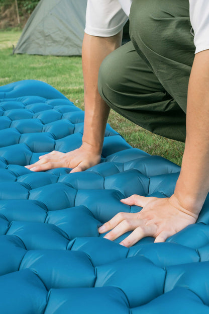 BLACKDEER Honeycomb Inflatable Mat