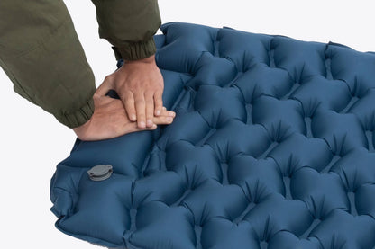 BLACKDEER Honeycomb Inflatable Mat